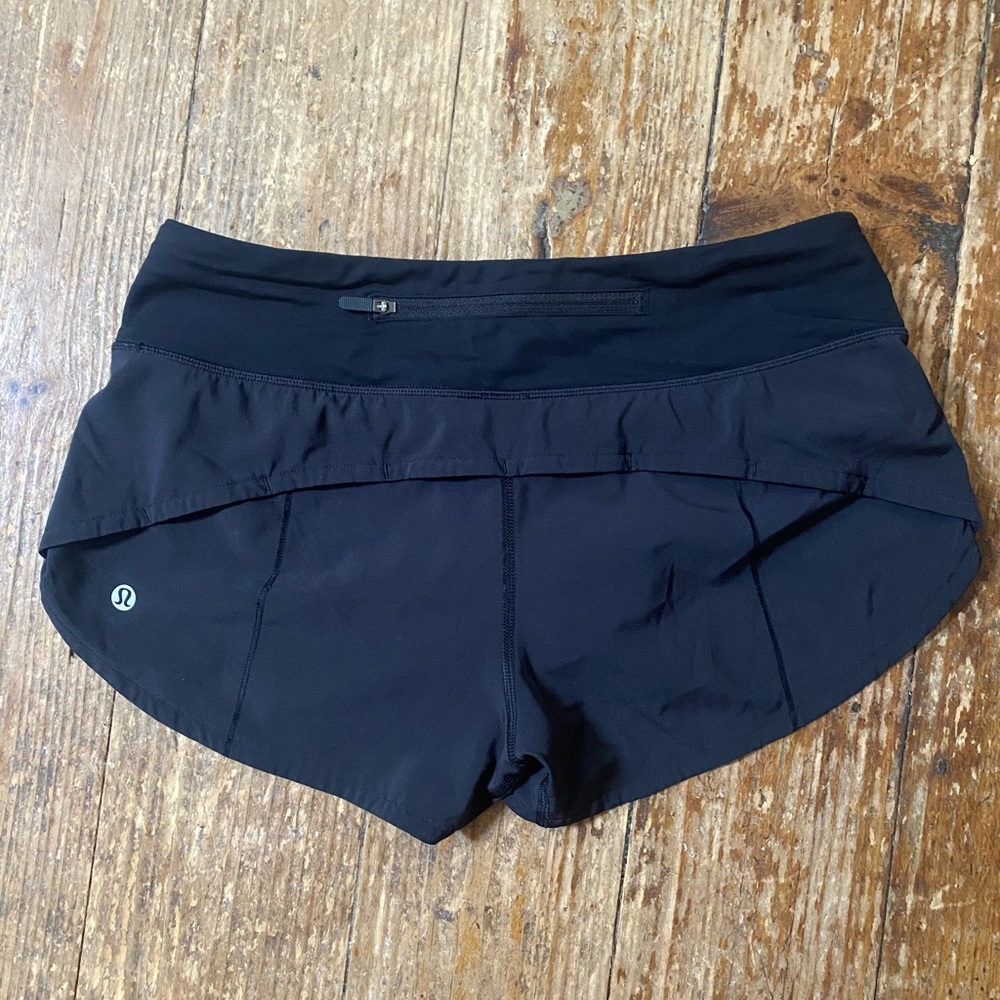 Like new Lululemon black shorts size 4